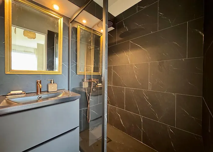 Lägenhet Terrasse, Piscine, Parking Confort