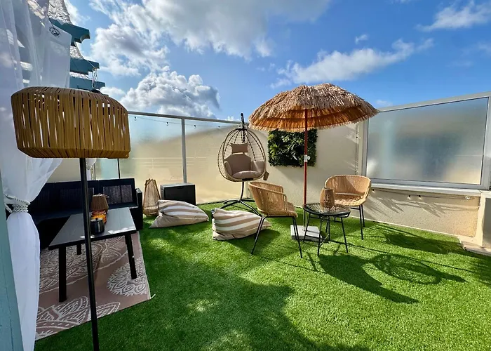 Terrasse, Piscine, Parking Confort *